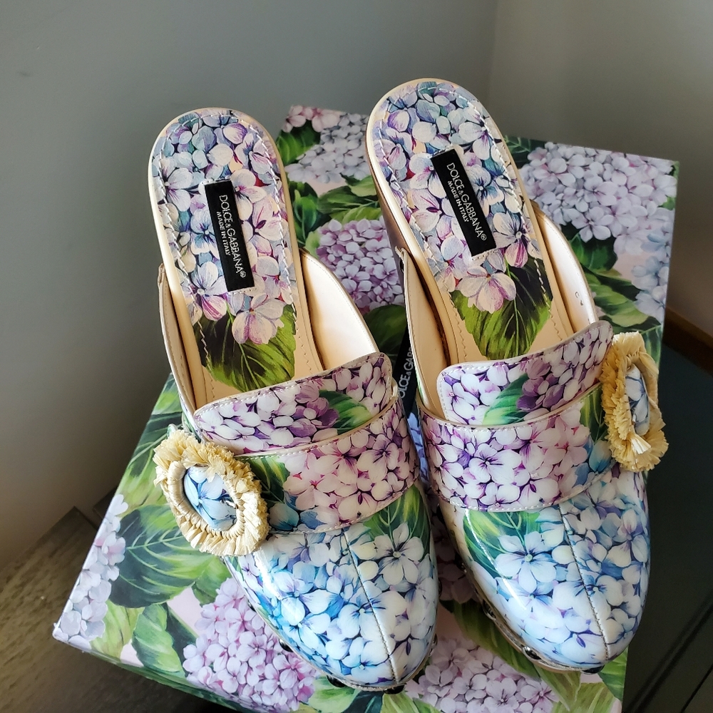 Dolce & Gabbana Platform Mules - Picture 5 of 12